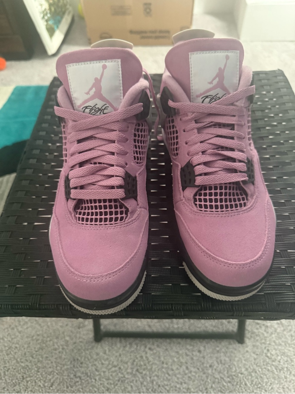 Womens size 8.5 Air Jordan 4 Retro 'Orchid"